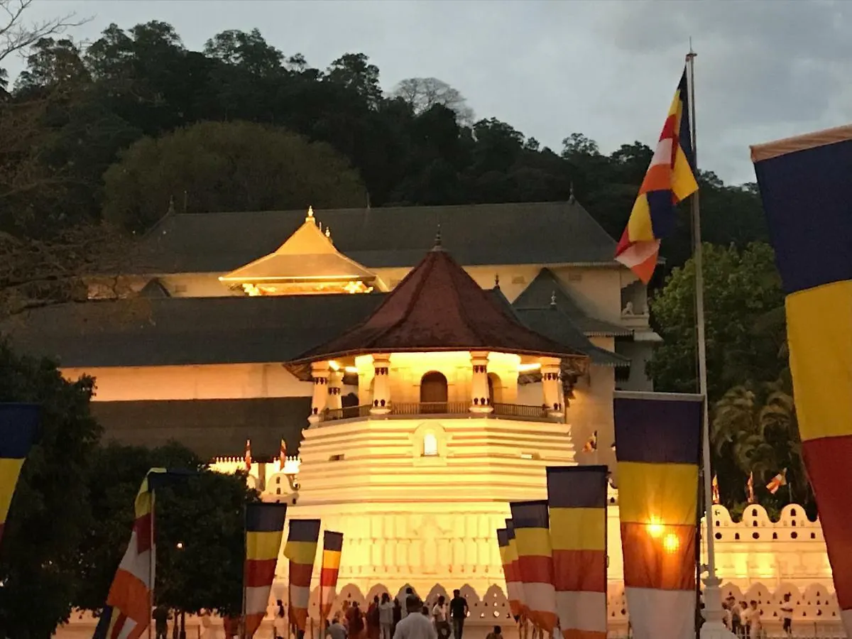 Séjour chez l'habitant Remli Villa Kandy
